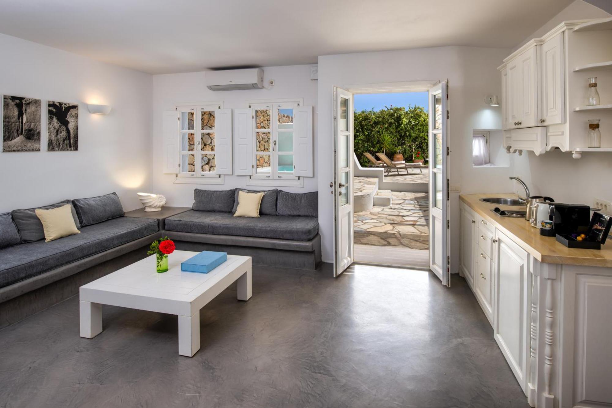 Anema Santorini Luxury Suites&Villas Vourvoúlos Exterior foto